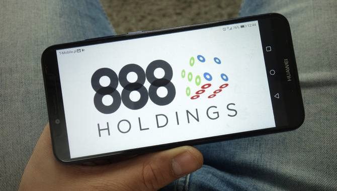888控股上半年营收下降13
