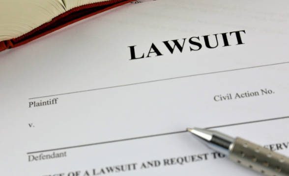 波普县赌场诉讼未被驳回，执照受到威胁