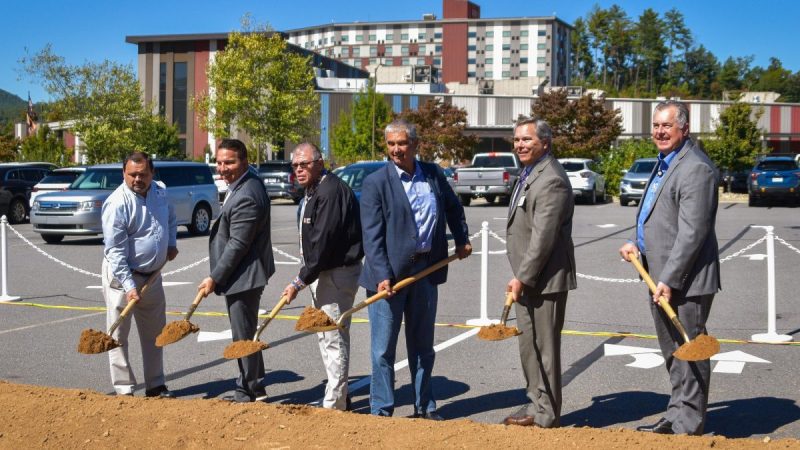 Harrah's Cherokee Valley River将获得2.75亿美元的扩建项目