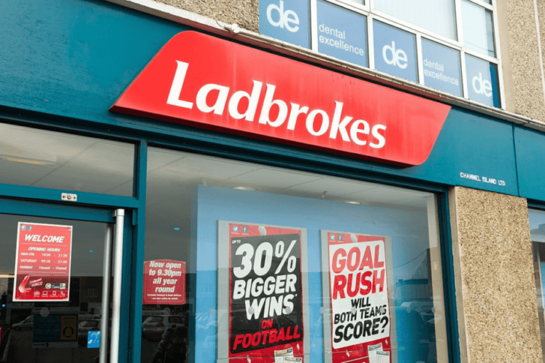 Entain博彩公司Ladbrokes因未能保护问题赌徒而被起诉