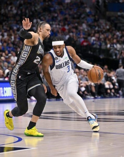 达拉斯小牛队对阵孟菲斯灰熊队 3/20/23 - NBA推荐和预测