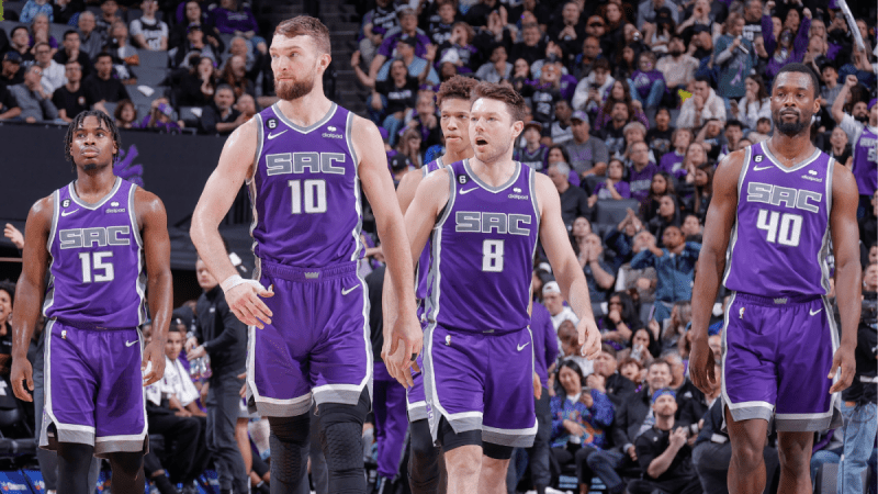 NBA西部季后赛图片： 国王队只需赢一场就能获得一个席位,太阳队重新回到了第4位